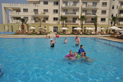 Hotel Capital Coast Resort & Spa