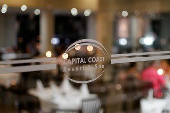 Hotel Capital Coast Resort & Spa