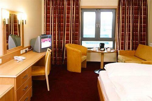 Clayton Hotel Leopardstown