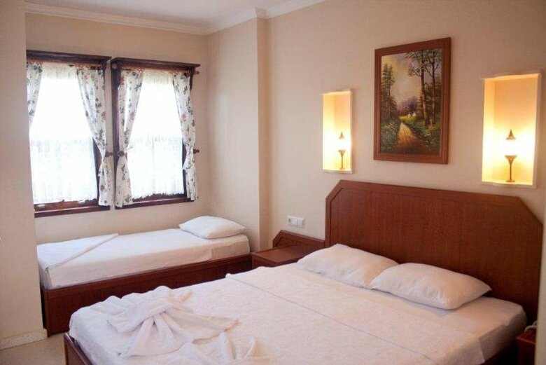 Nerissa Hotel