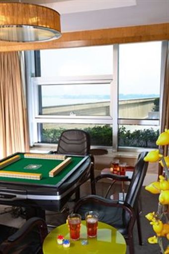 Fuyang International Trade Center Hotel