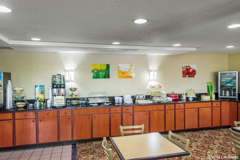 Hotel Quality Inn & Suites