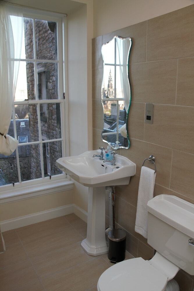 Stay Edinburgh City Apartments