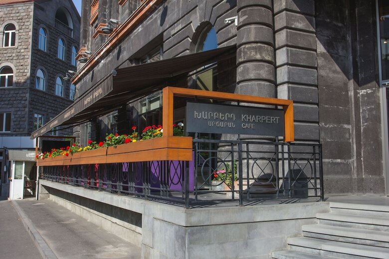 Tufenkian Historic Yerevan Hotel