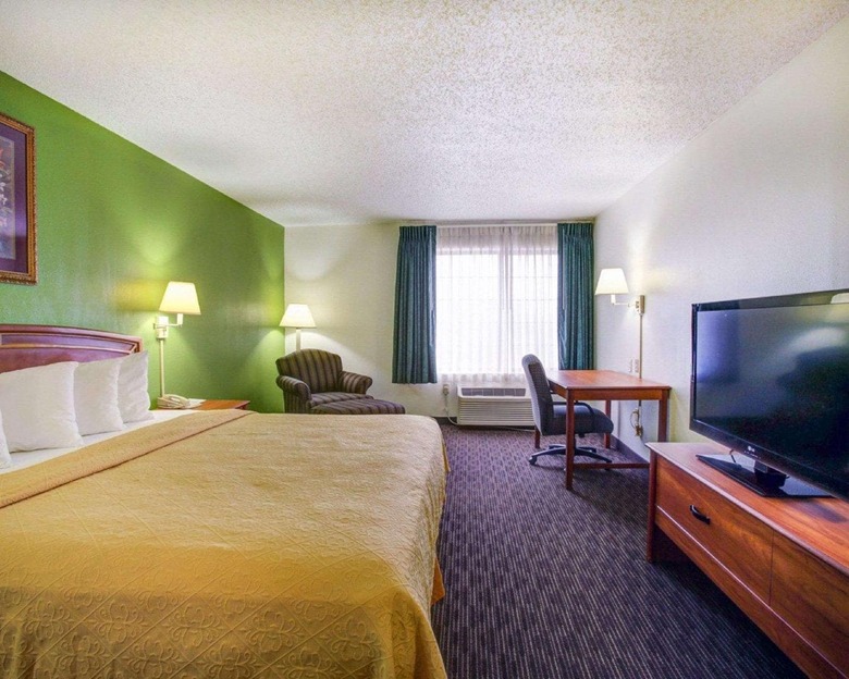 Hotel Quality Inn And Suites Airport