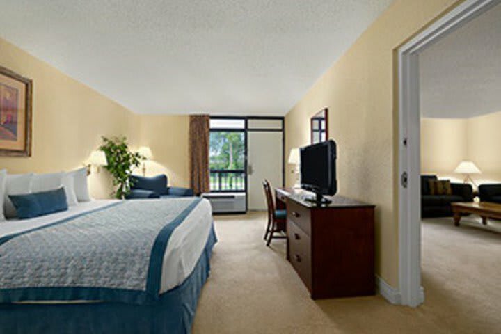 Hotel Ramada Conference Center Jacks