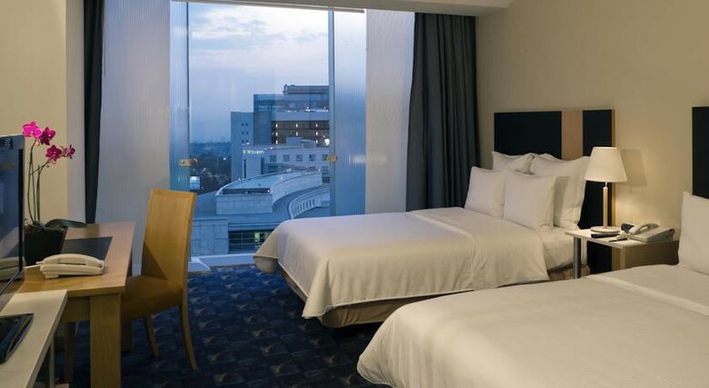 Hotel Doubletree By Hilton Mexico City Santa Fe