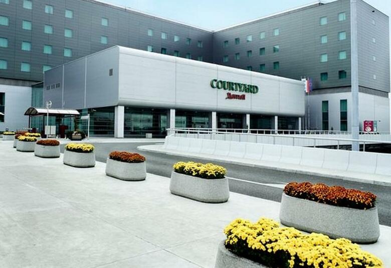 Hotel Courtyard By Marriott Warsaw Airport