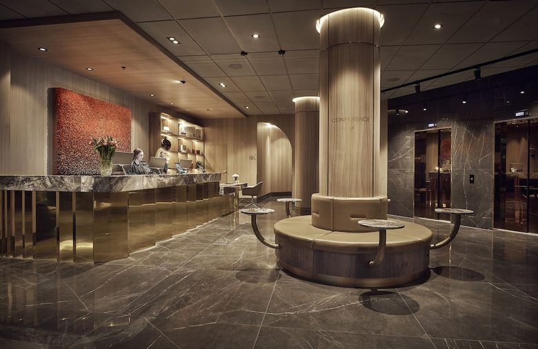 Hotel Riverton
