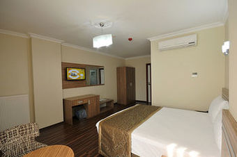 Hotel G�m�s Palas