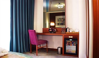 Hotel Hurry Inn