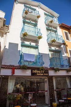 Infinity Boutique Hotel
