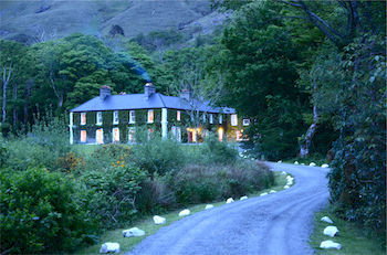 Delphi Lodge Hotel