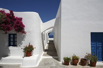 Hotel Aghios Artemios Traditional Houses