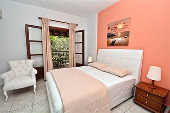 Anna Maria - Vanessa Luxury Apartments And Suites