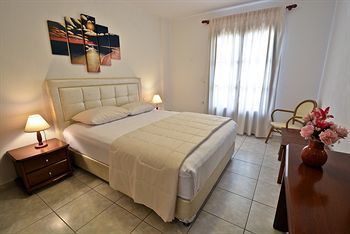 Anna Maria - Vanessa Luxury Apartments And Suites