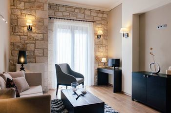 Hotel Levidi Suites