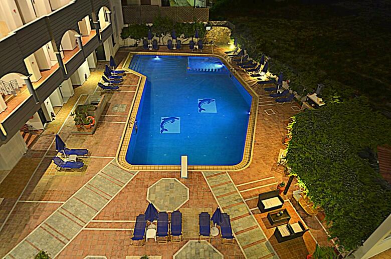 Aparthotel Christina Beach Hotel