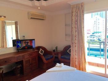 Goldiana Hotel
