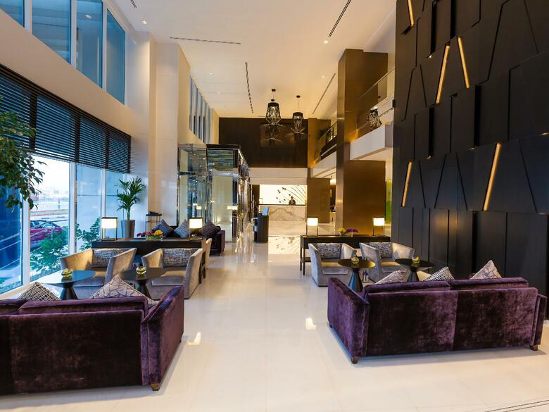 Flora Creek Hotel Apartments