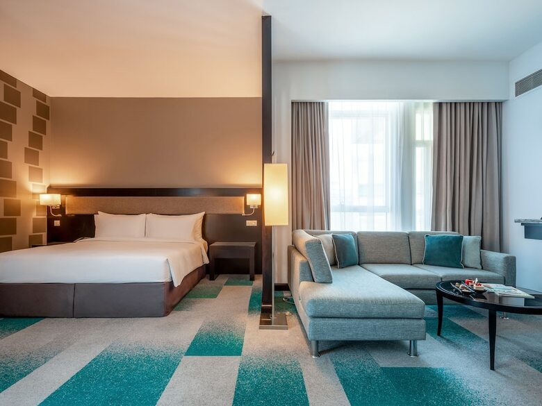 Flora Creek Hotel Apartments