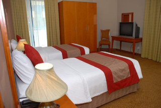 London Crown 2 Hotel Apartmen