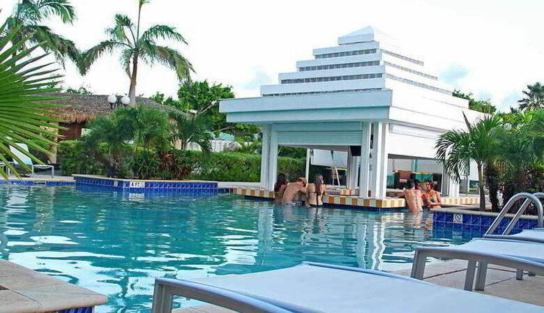 Hotel Brickell Bay Beach Club Aruba - Adults Only