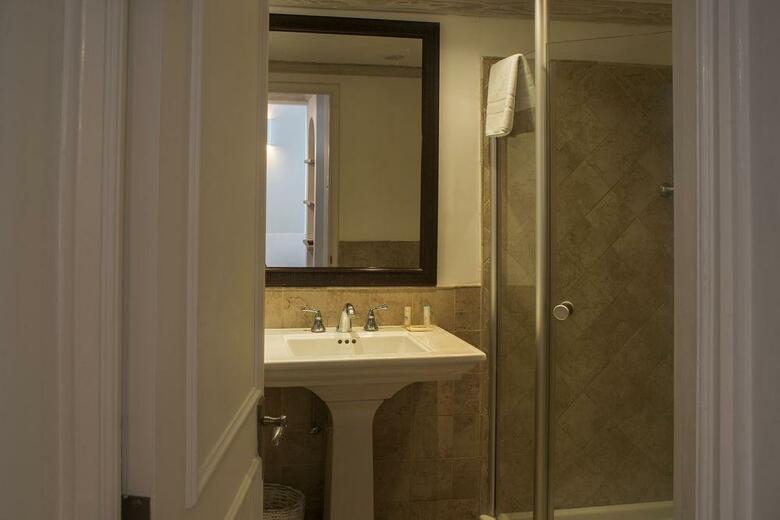 Hotel South Ocean Villa 402
