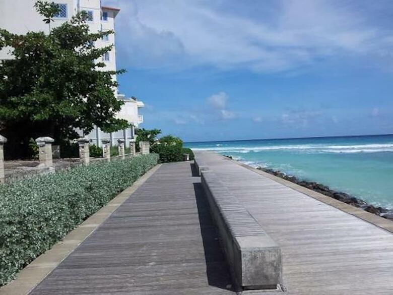 Hotel South Ocean Villa 402