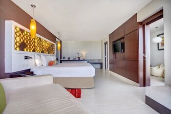 Hotel Royalton White Sands All Inclusive