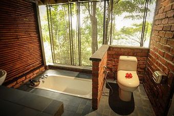 Hotel Malihom Private Estate