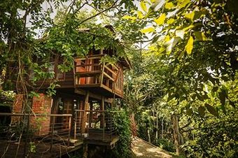 Hotel Malihom Private Estate
