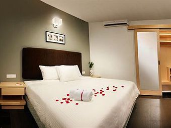 Sky Hotel Selayang