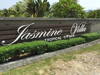 Jasmine Villa Tropical Garden