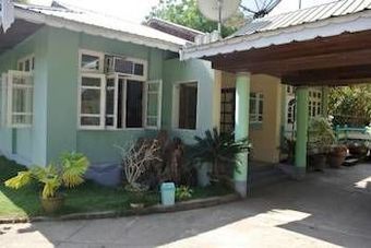 Kyaw Hotel