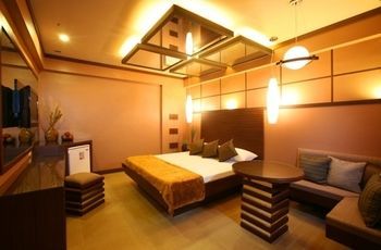 Hotel Victoria Court Balintawak