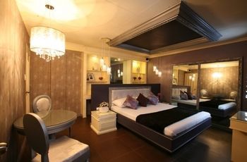 Hotel Victoria Court Balintawak