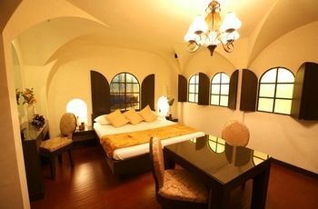 Hotel Victoria Court North Edsa