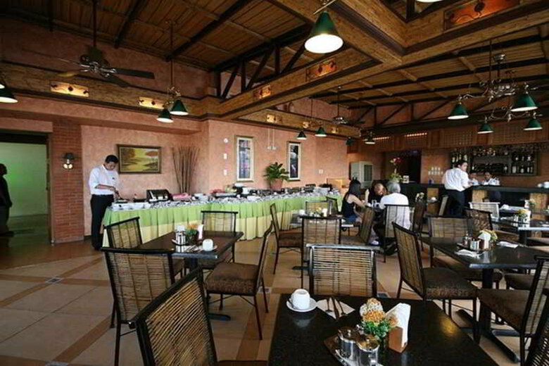 Pearl Lane Hotel