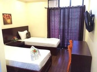 Rovic's Tourist Hotel