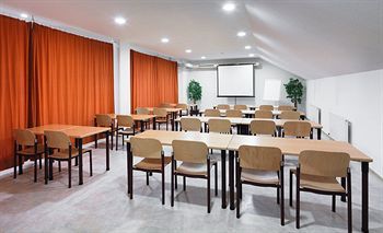 Albergue Rooms 498