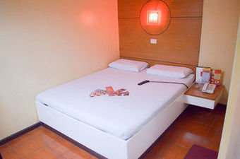 Hotel Sogo Aurora Blvd - Cubao