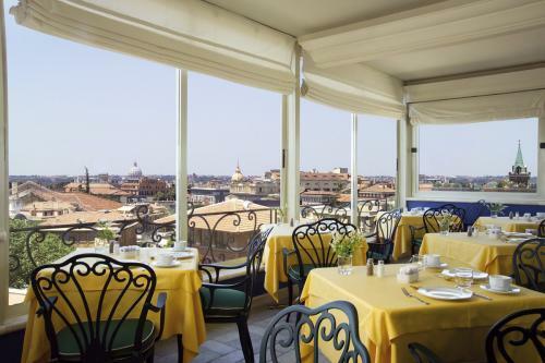 Hotel Marcella Royal