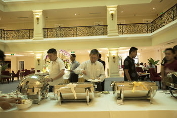 Merperle Crystal Palace Hotel