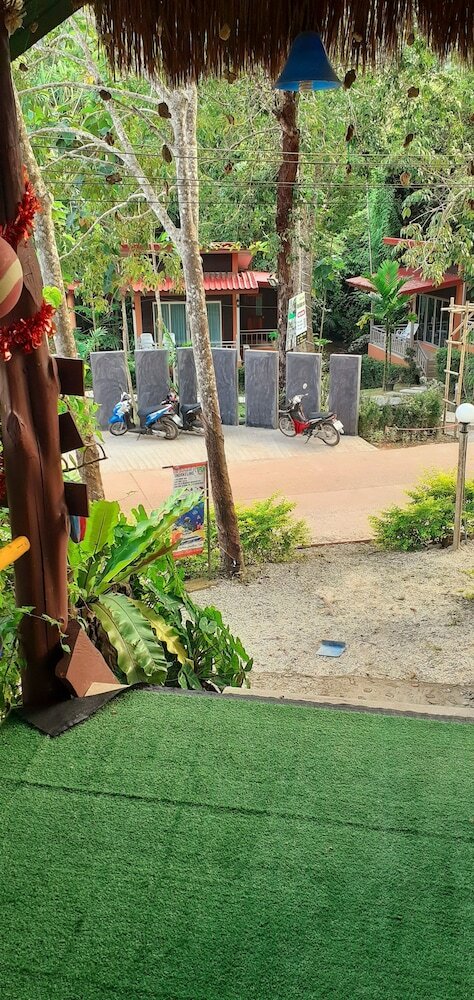 Hotel Lanta Maikeaw Bungalow