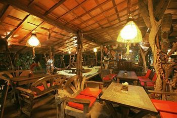 Apartamento Mai Pen Rai Bungalows