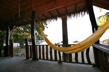 Apartamento Mai Pen Rai Bungalows