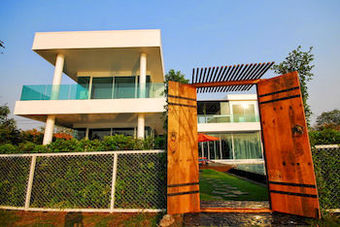 Hotel Aria Lake And Golf Villa