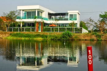 Hotel Aria Lake And Golf Villa