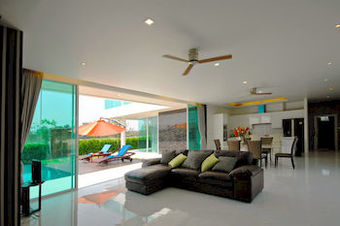 Hotel Aria Lake And Golf Villa